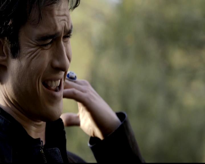 VampireDiariesWorld-dot-org_4x23Graduation1121.jpg