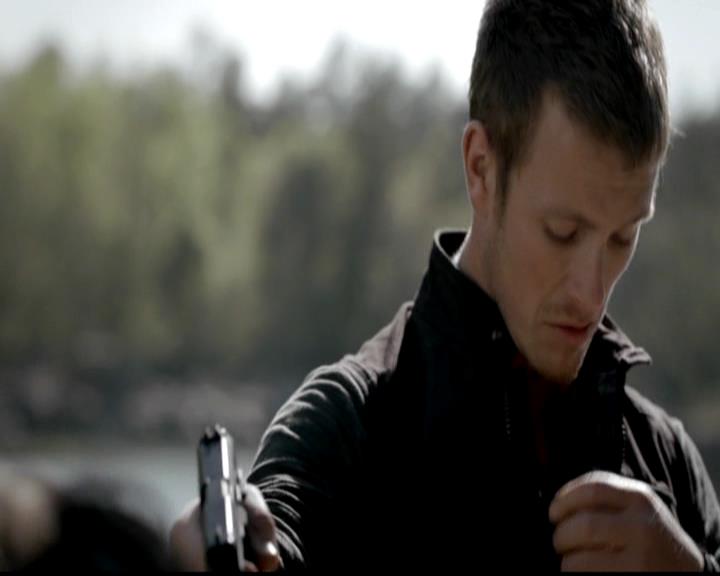 VampireDiariesWorld-dot-org_4x23Graduation1136.jpg