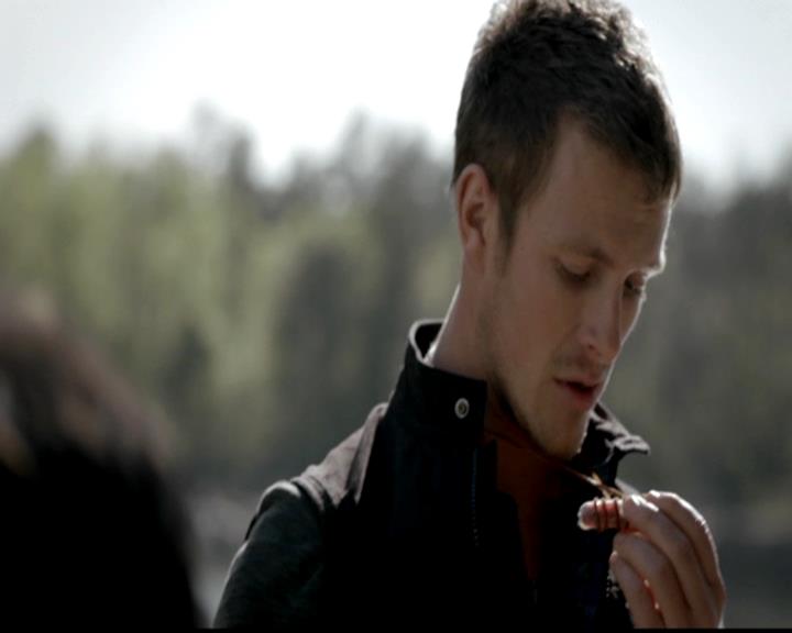 VampireDiariesWorld-dot-org_4x23Graduation1137.jpg