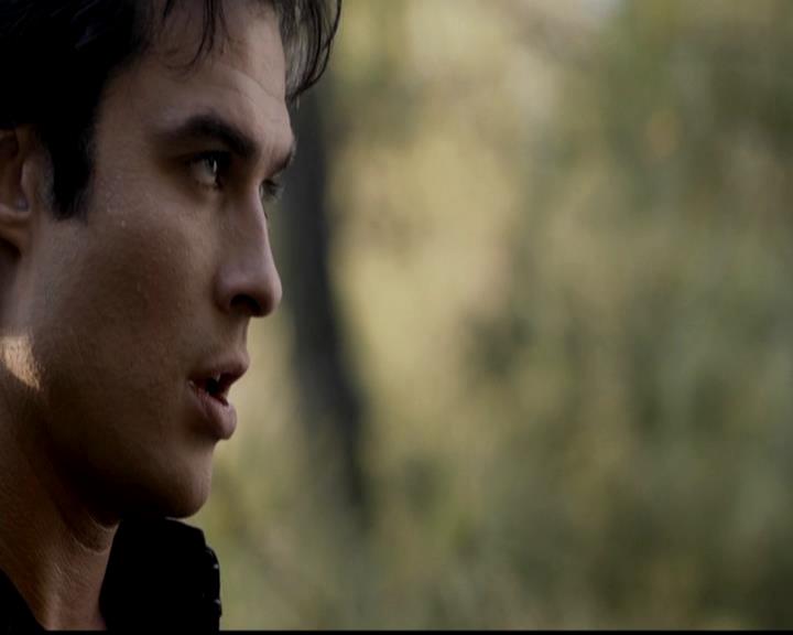 VampireDiariesWorld-dot-org_4x23Graduation1139.jpg