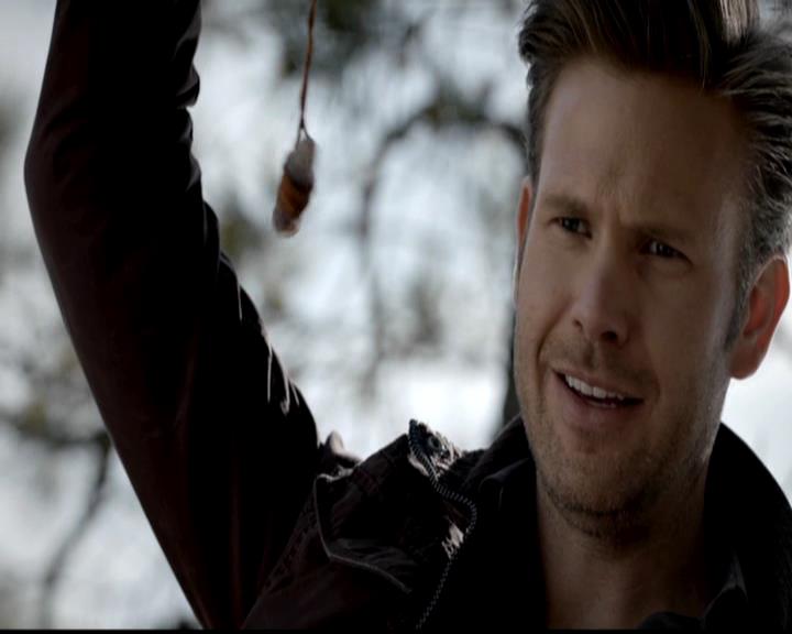 VampireDiariesWorld-dot-org_4x23Graduation1166.jpg