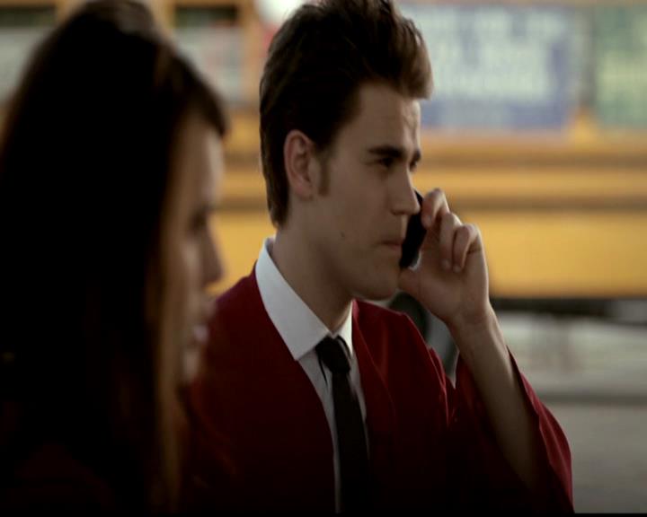 VampireDiariesWorld-dot-org_4x23Graduation1183.jpg VampireDiariesWorld-dot-org_4x23Graduation1183.jpg