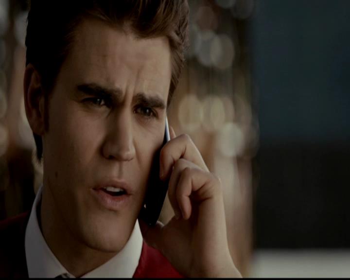 VampireDiariesWorld-dot-org_4x23Graduation1186.jpg