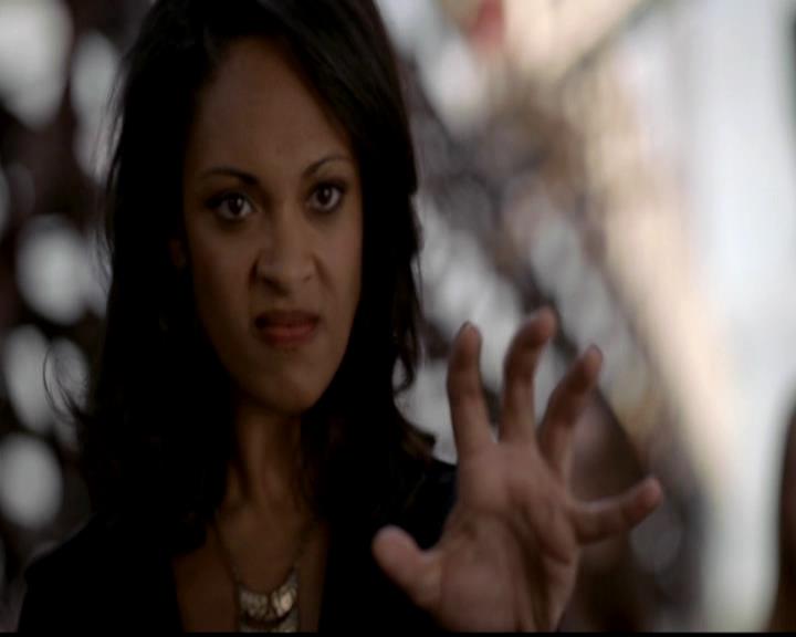 VampireDiariesWorld-dot-org_4x23Graduation1202.jpg