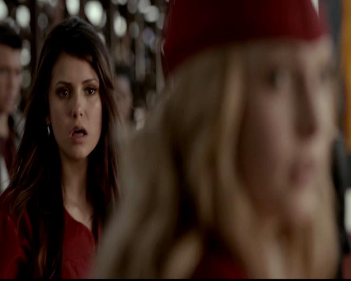 VampireDiariesWorld-dot-org_4x23Graduation1215.jpg