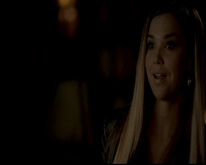 VampireDiariesWorld-dot-org_4x23Graduation1242.jpg