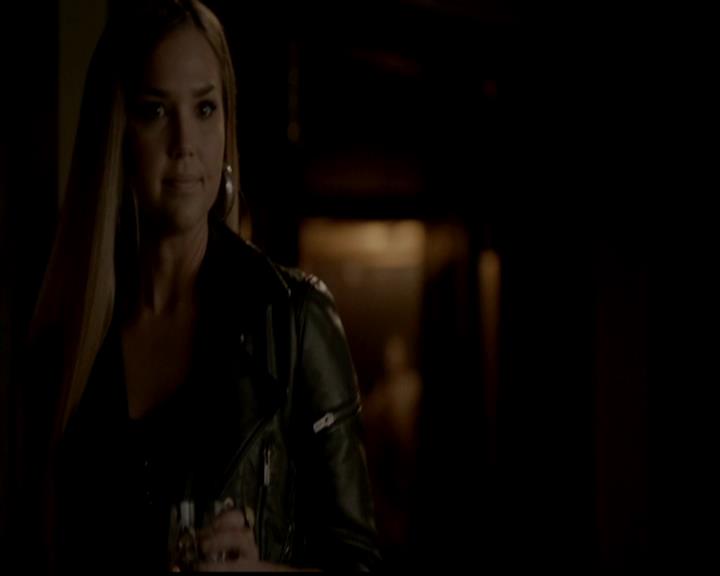 VampireDiariesWorld-dot-org_4x23Graduation1267.jpg