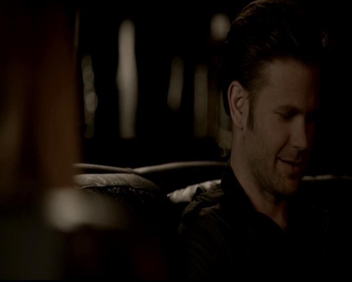 VampireDiariesWorld-dot-org_4x23Graduation1299.jpg