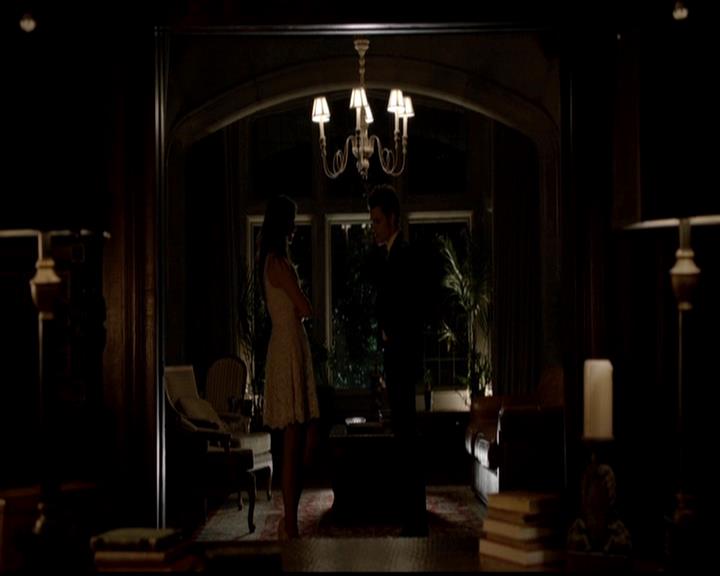 VampireDiariesWorld-dot-org_4x23Graduation1310.jpg