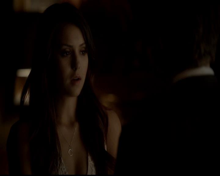 VampireDiariesWorld-dot-org_4x23Graduation1313.jpg