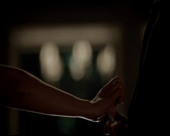 VampireDiariesWorld-dot-org_4x23Graduation1337.jpg