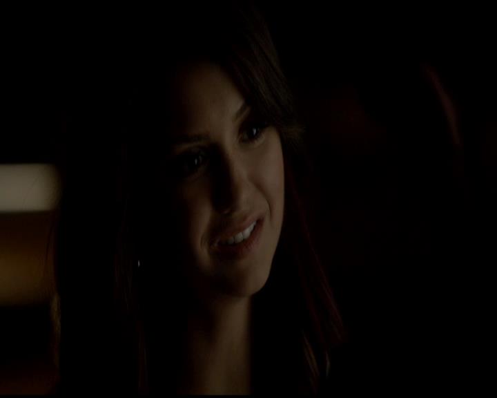 VampireDiariesWorld-dot-org_4x23Graduation1356.jpg