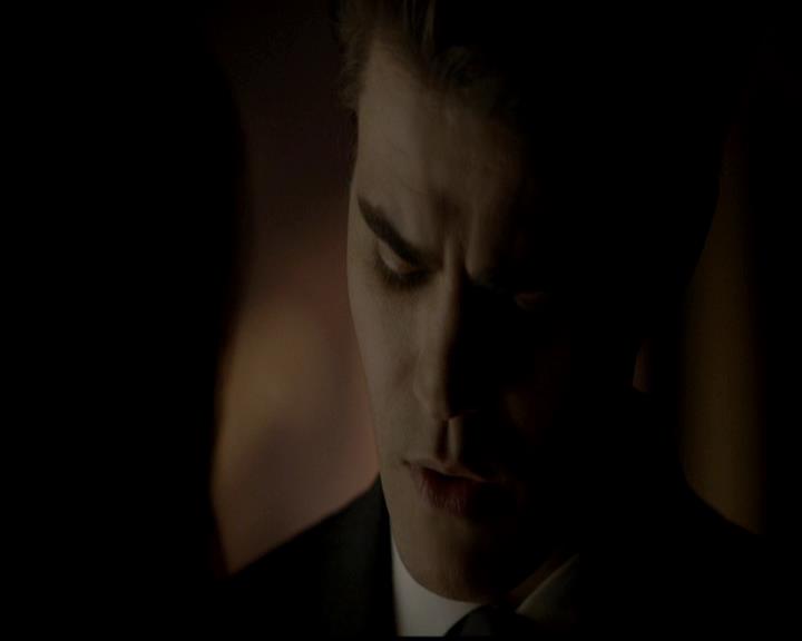 VampireDiariesWorld-dot-org_4x23Graduation1372.jpg