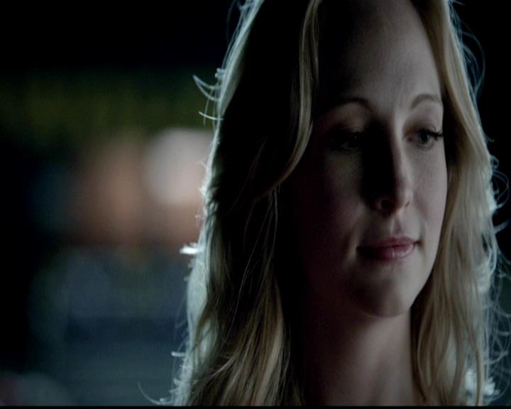 VampireDiariesWorld-dot-org_4x23Graduation1381.jpg