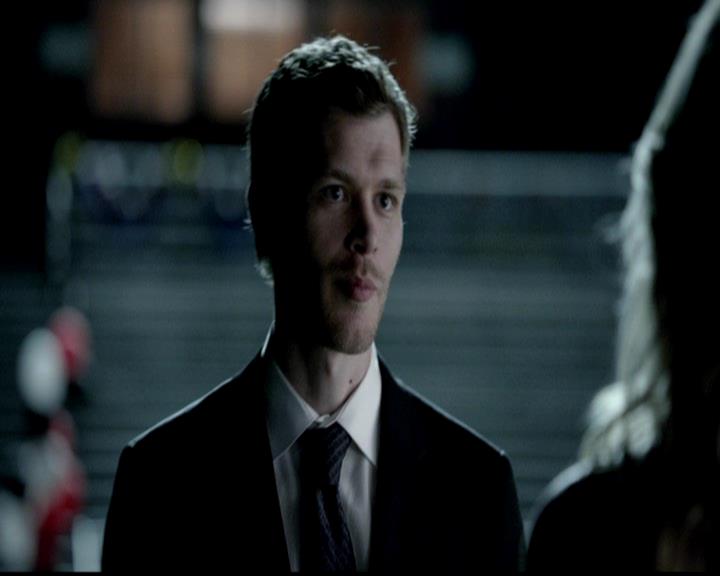 VampireDiariesWorld-dot-org_4x23Graduation1388.jpg