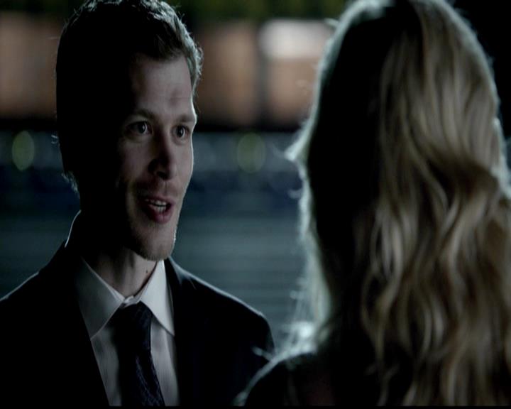 VampireDiariesWorld-dot-org_4x23Graduation1400.jpg