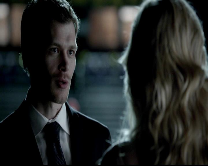 VampireDiariesWorld-dot-org_4x23Graduation1401.jpg