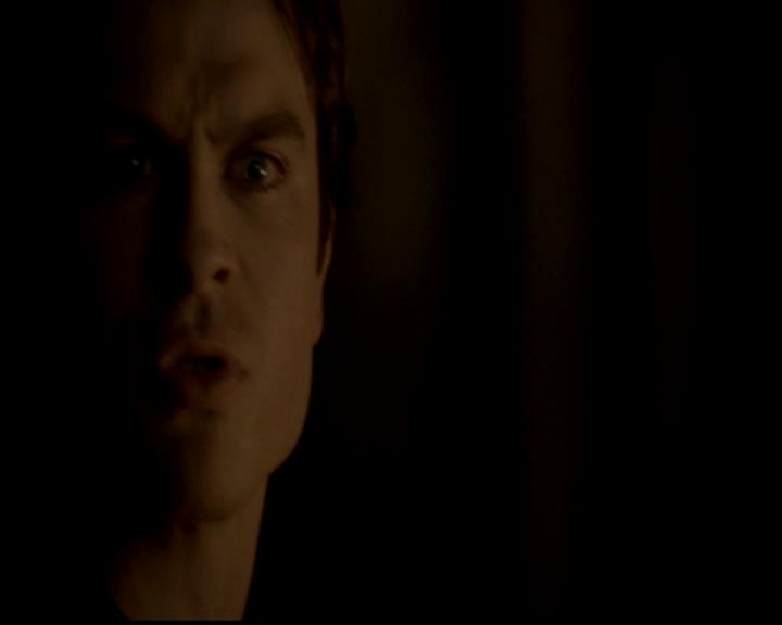 VampireDiariesWorld-dot-org_4x23Graduation1489.jpg