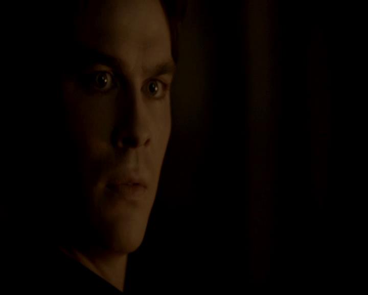 VampireDiariesWorld-dot-org_4x23Graduation1508.jpg