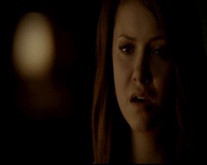 VampireDiariesWorld-dot-org_4x23Graduation1539.jpg