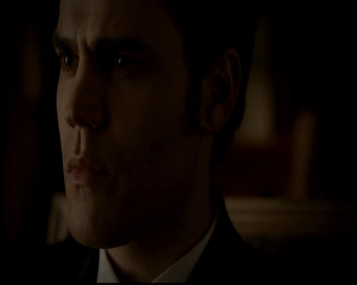 VampireDiariesWorld-dot-org_4x23Graduation1568.jpg