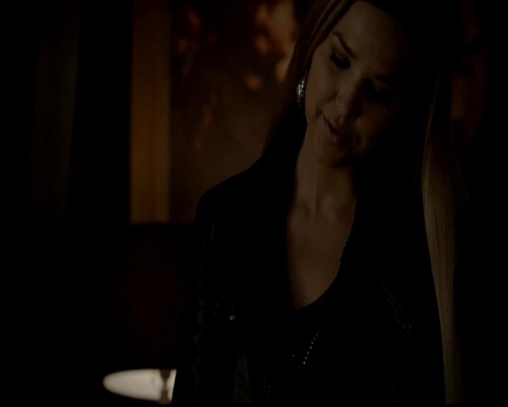 VampireDiariesWorld-dot-org_4x23Graduation1576.jpg