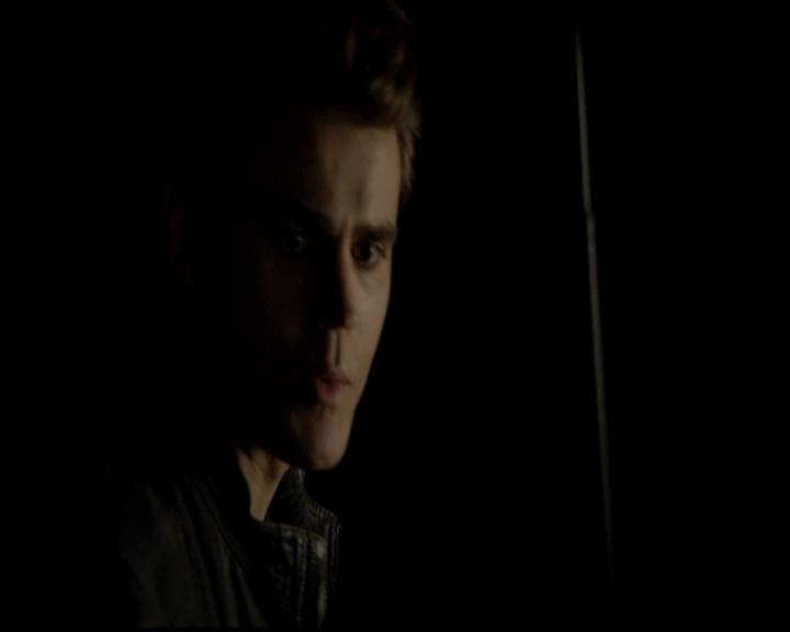 VampireDiariesWorld-dot-org_4x23Graduation1614.jpg