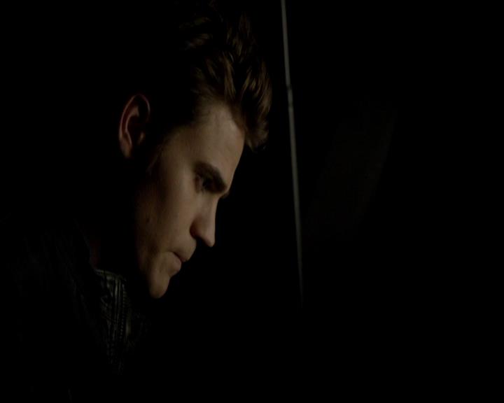 VampireDiariesWorld-dot-org_4x23Graduation1623.jpg