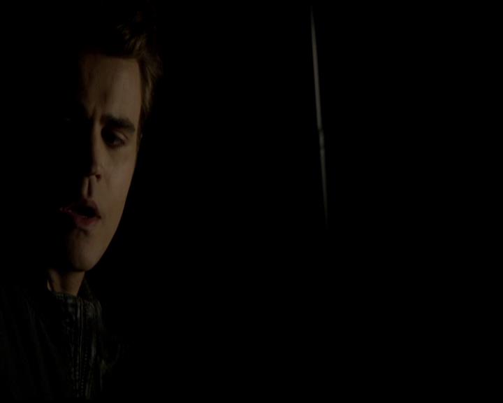 VampireDiariesWorld-dot-org_4x23Graduation1626.jpg