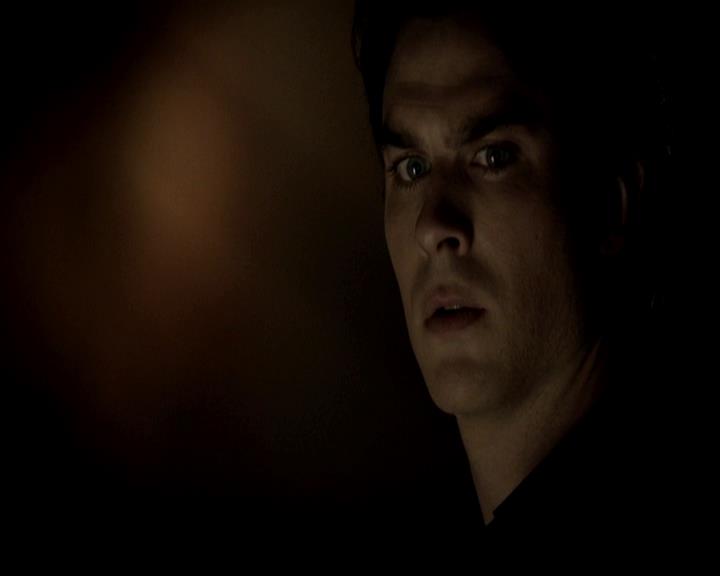 VampireDiariesWorld-dot-org_4x23Graduation1642.jpg