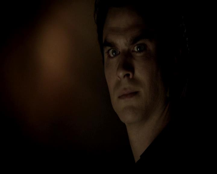 VampireDiariesWorld-dot-org_4x23Graduation1645.jpg