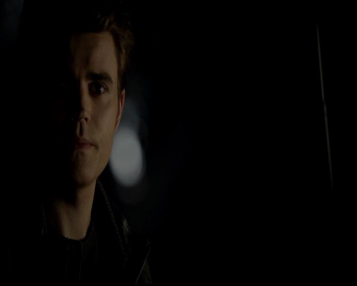 VampireDiariesWorld-dot-org_4x23Graduation1646.jpg