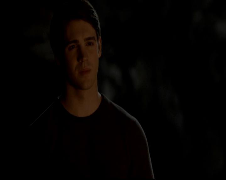 VampireDiariesWorld-dot-org_4x23Graduation1658.jpg