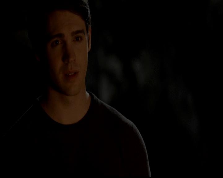 VampireDiariesWorld-dot-org_4x23Graduation1663.jpg