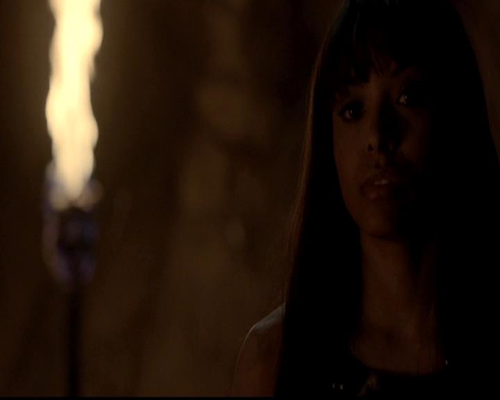 VampireDiariesWorld-dot-org_4x23Graduation1667.jpg