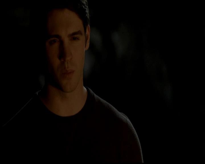 VampireDiariesWorld-dot-org_4x23Graduation1678.jpg