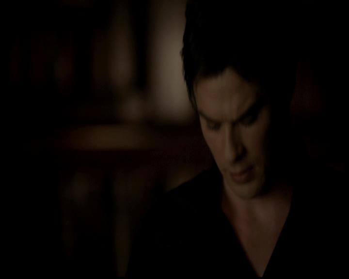 VampireDiariesWorld-dot-org_4x23Graduation1697.jpg