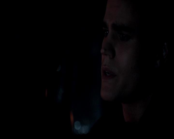 VampireDiariesWorld-dot-org_4x23Graduation1782.jpg