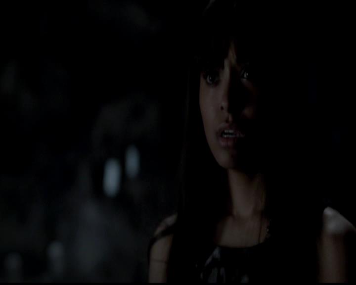 VampireDiariesWorld-dot-org_4x23Graduation1843.jpg