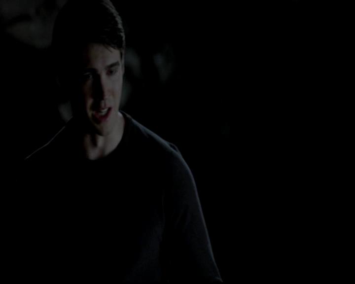 VampireDiariesWorld-dot-org_4x23Graduation1861.jpg