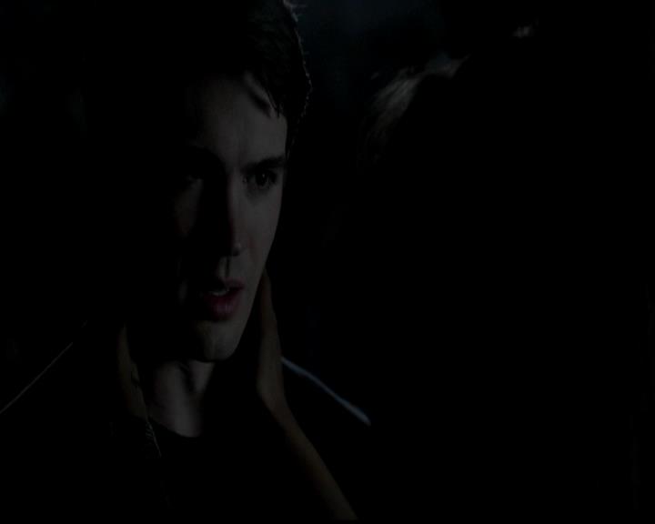 VampireDiariesWorld-dot-org_4x23Graduation1876.jpg