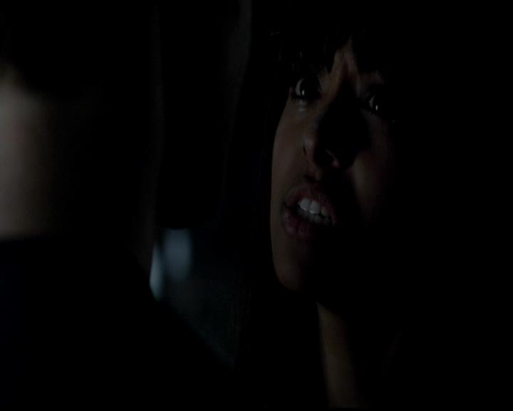 VampireDiariesWorld-dot-org_4x23Graduation1890.jpg