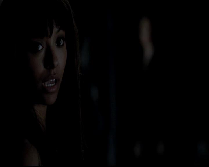 VampireDiariesWorld-dot-org_4x23Graduation1922.jpg