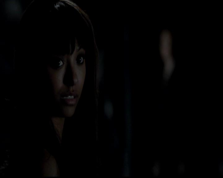 VampireDiariesWorld-dot-org_4x23Graduation1926.jpg