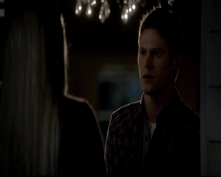 VampireDiariesWorld-dot-org_4x23Graduation1942.jpg