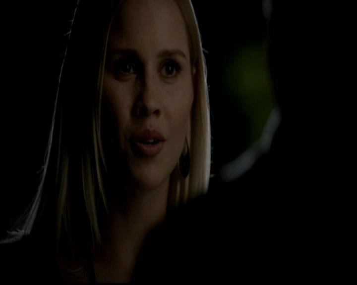 VampireDiariesWorld-dot-org_4x23Graduation1975.jpg