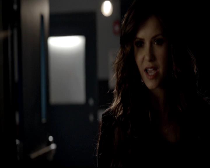 VampireDiariesWorld-dot-org_4x23Graduation2045.jpg