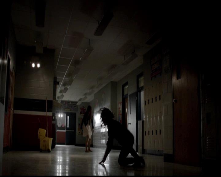 VampireDiariesWorld-dot-org_4x23Graduation2056.jpg