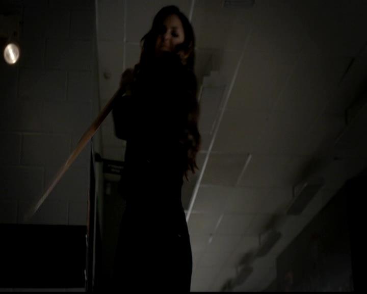 VampireDiariesWorld-dot-org_4x23Graduation2073.jpg