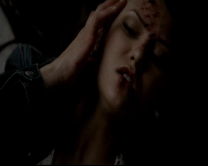 VampireDiariesWorld-dot-org_4x23Graduation2081.jpg